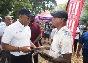 Clinton talking about mental health practice to mayor